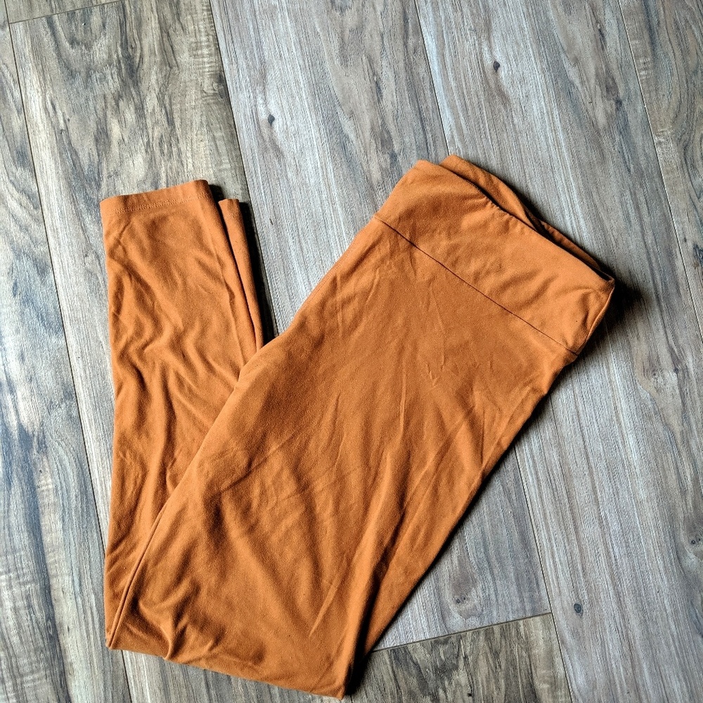 Lularoe burnt orange tall and curvy leggings